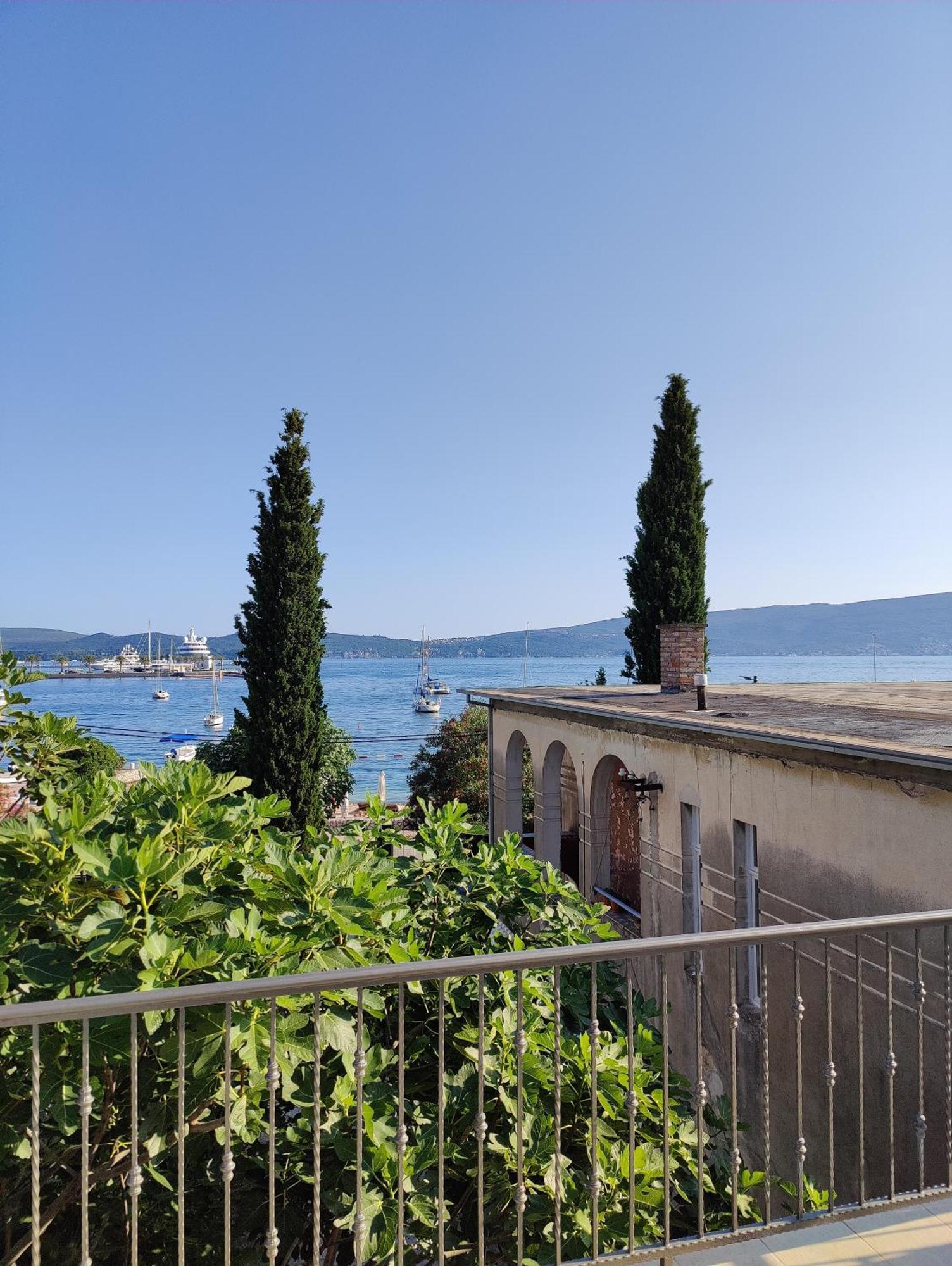 Miro Guesthouse Tivat Kültér fotó